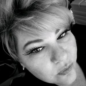 Meet your Posher, Christi